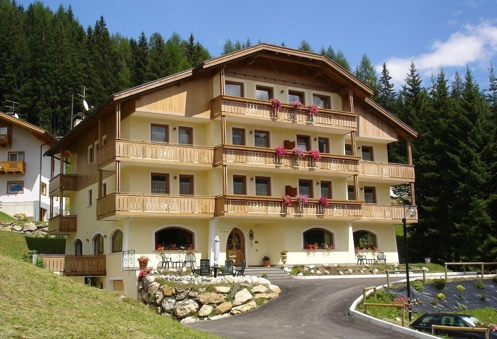 Hotel Mondeval Selva di Cadore Extérieur photo